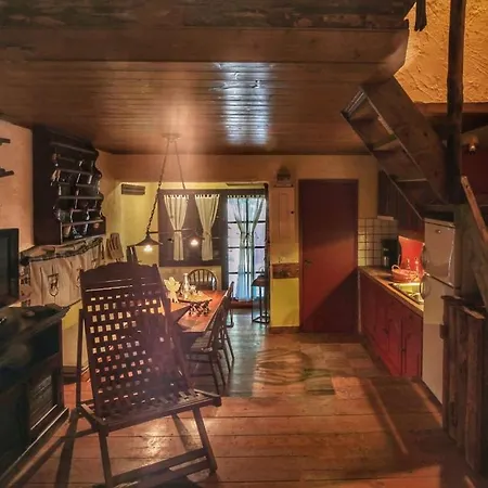 Dandy Agoriani - Kallisti - Fireplace - Up To 6 בקתה Eptálofos